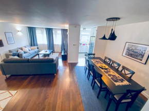 3 Bedroom flat with SAUNA 2,5 Bath, Sloane Square, Chelsea, London